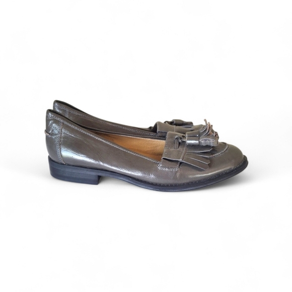 Steven By Steve Madden Shoes - Steven By Steve Madden 8 Gray Tasseled Grey Leather Loafers New